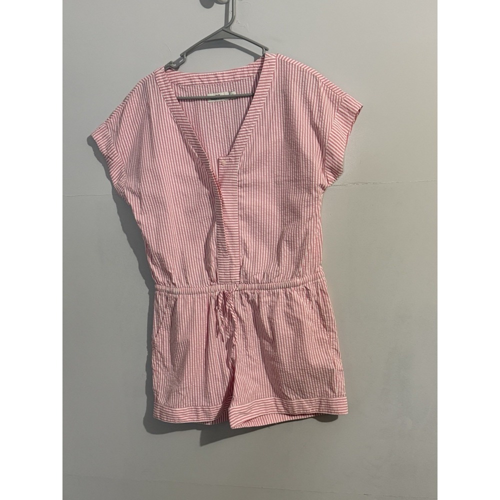 Vineyard Vines Pink Seersucker Romper Women's Size Small Striped 4" Inseam Beach